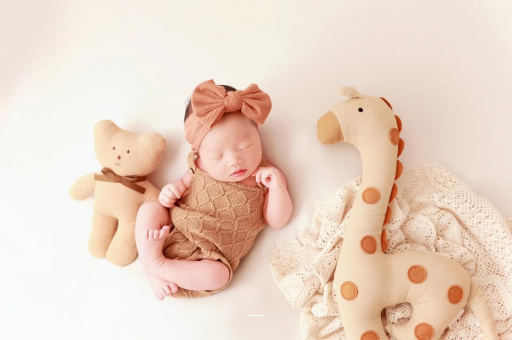 石嘴山宝宝为什么揉眼睛